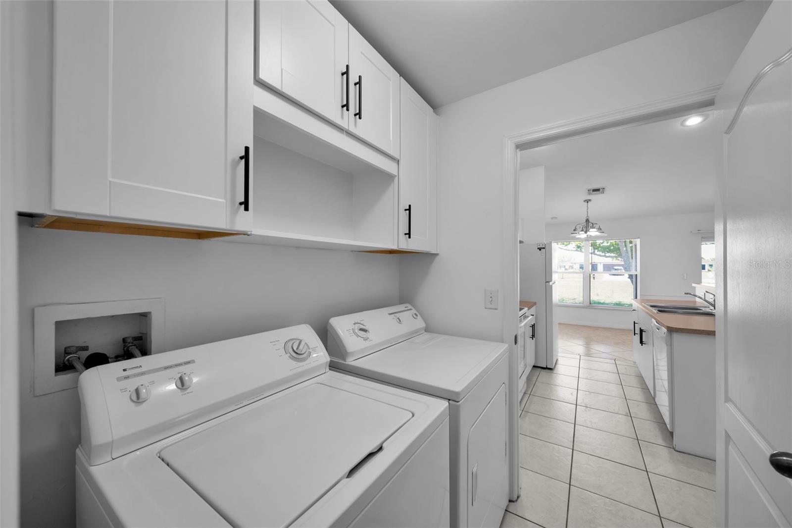 1317 NE 1ST PL, CAPE CORAL, FL, 33909
