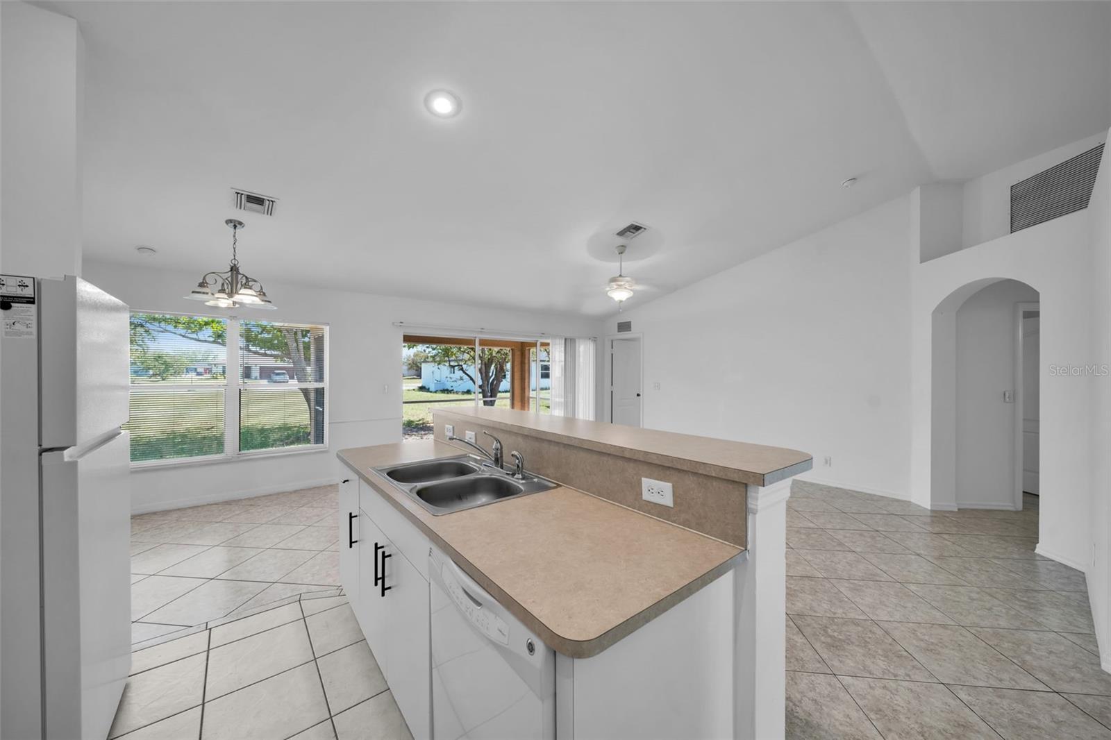 1317 NE 1ST PL, CAPE CORAL, FL, 33909