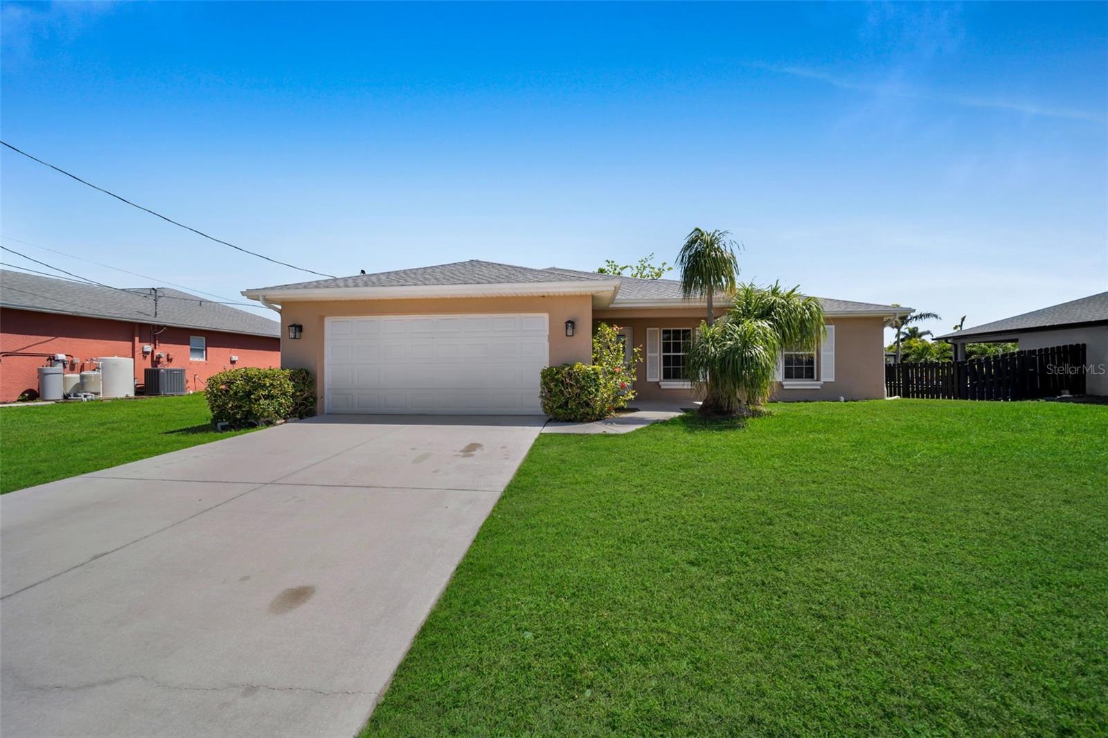 1317 NE 1ST PL, CAPE CORAL, FL, 33909
