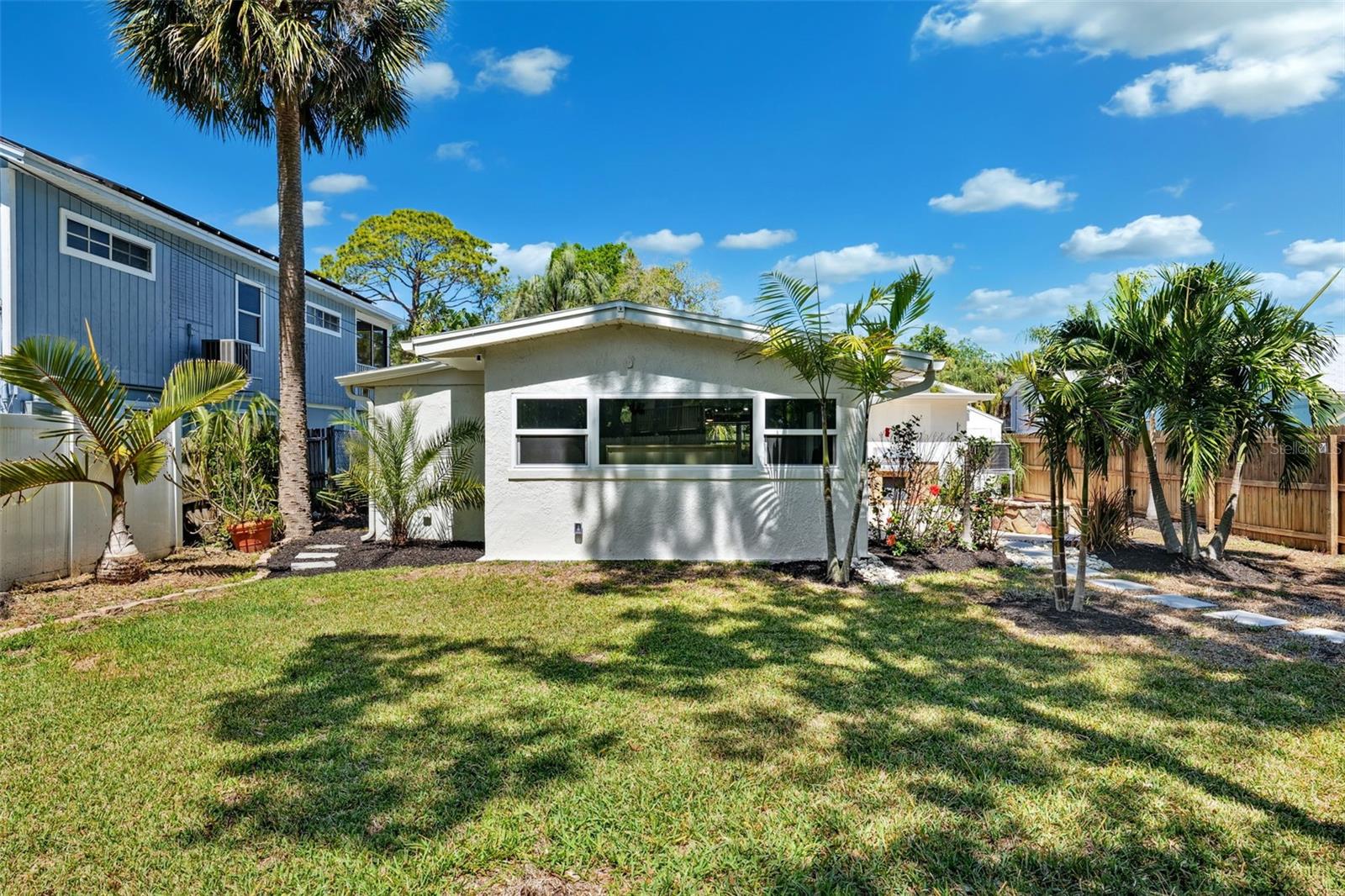 225 ONTARIO AVE, CRYSTAL BEACH, FL, 34681