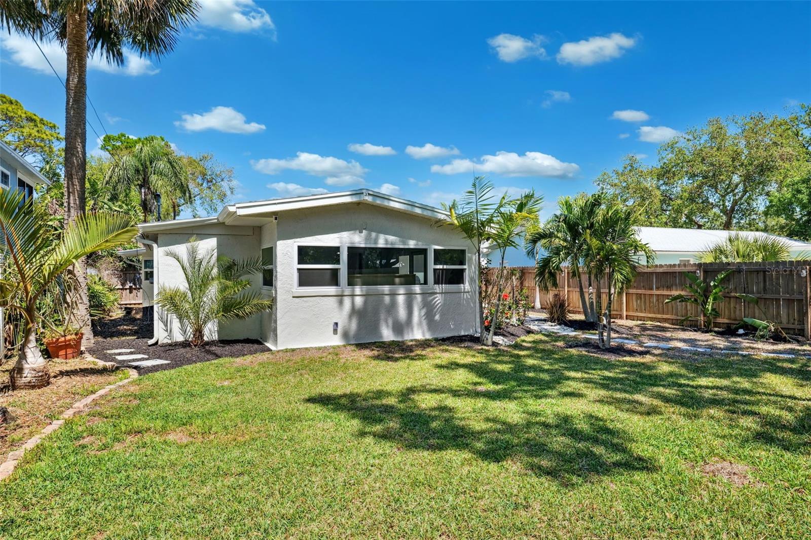 225 ONTARIO AVE, CRYSTAL BEACH, FL, 34681