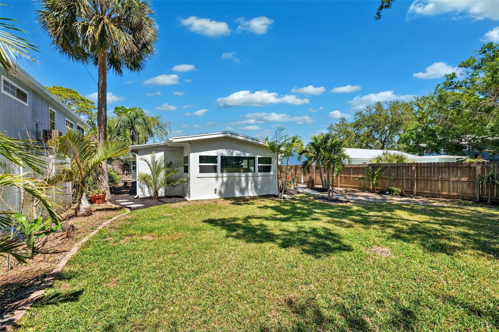 225 ONTARIO AVE, CRYSTAL BEACH, FL, 34681