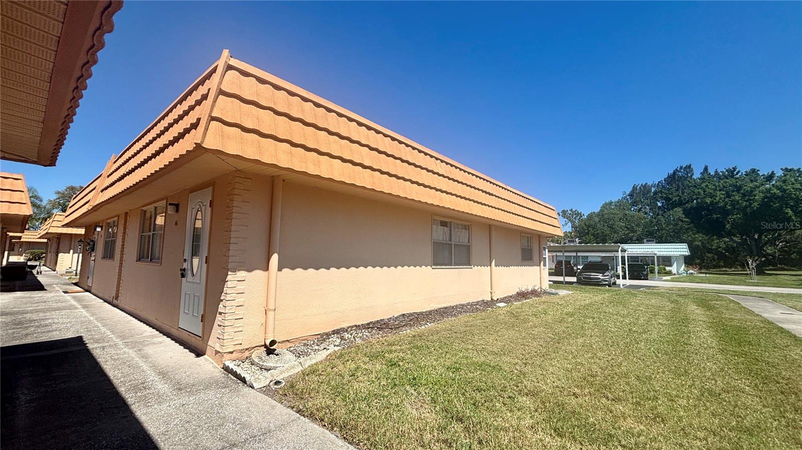 1801 BEDFORD LN #46, SUN CITY CENTER, FL, 33573