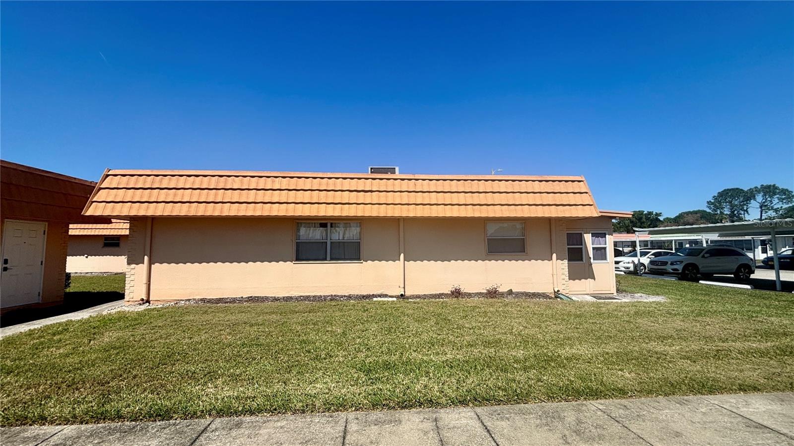 1801 BEDFORD LN #46, SUN CITY CENTER, FL, 33573