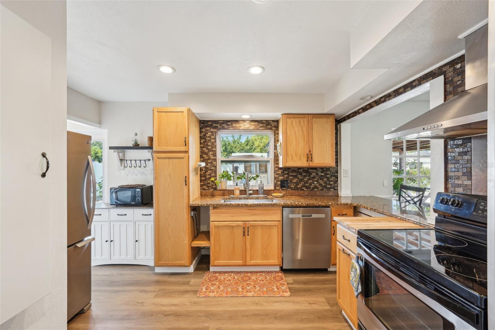 2362 MARY LN, CLEARWATER, FL, 33763