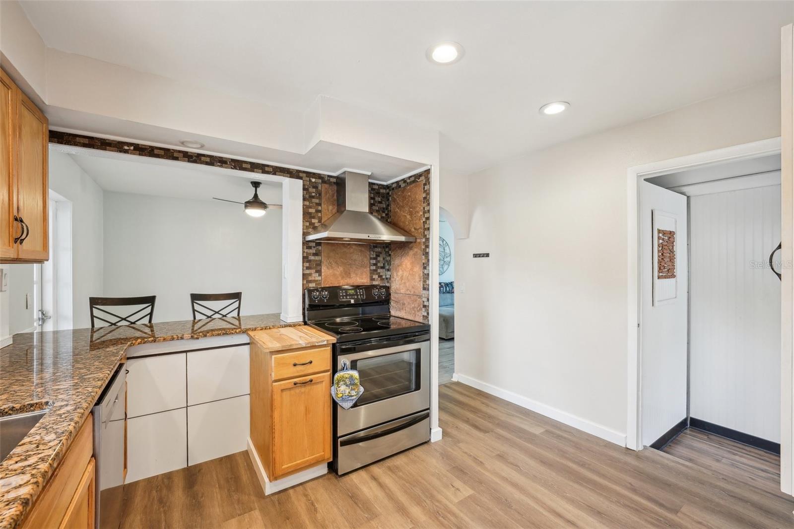 2362 MARY LN, CLEARWATER, FL, 33763