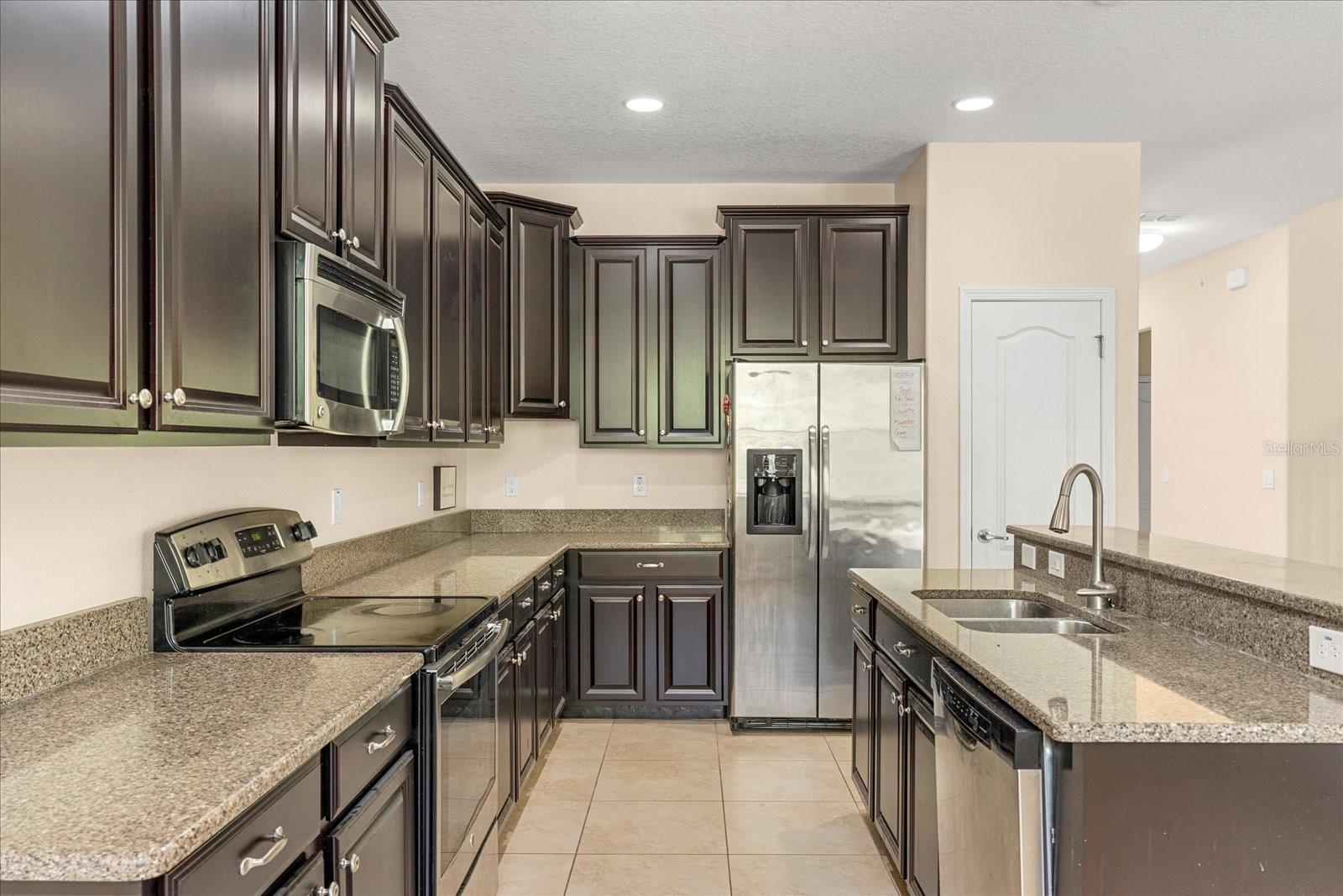 6137 WATERSIDE ISLAND LN, WINTER GARDEN, FL, 34787