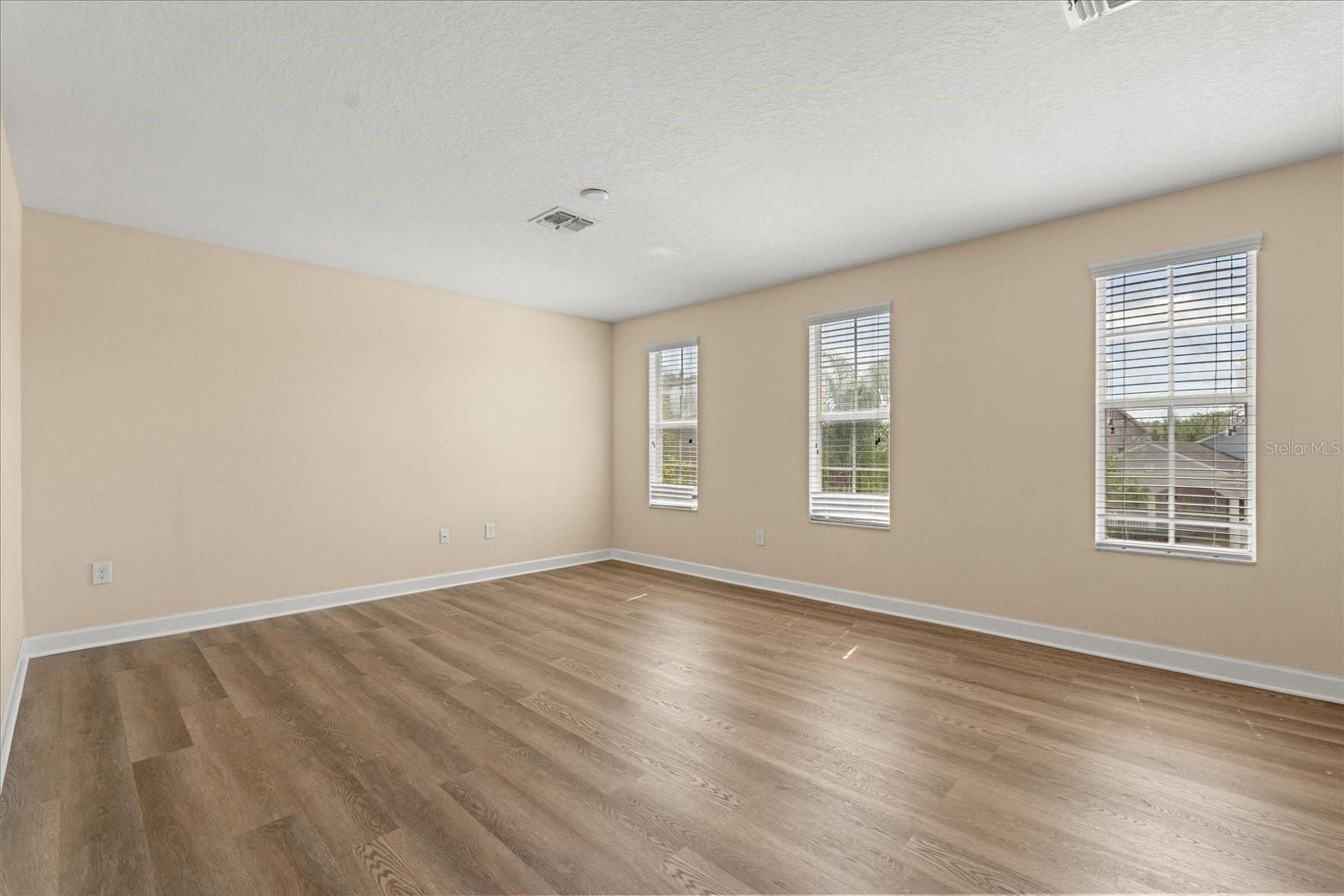 6137 WATERSIDE ISLAND LN, WINTER GARDEN, FL, 34787