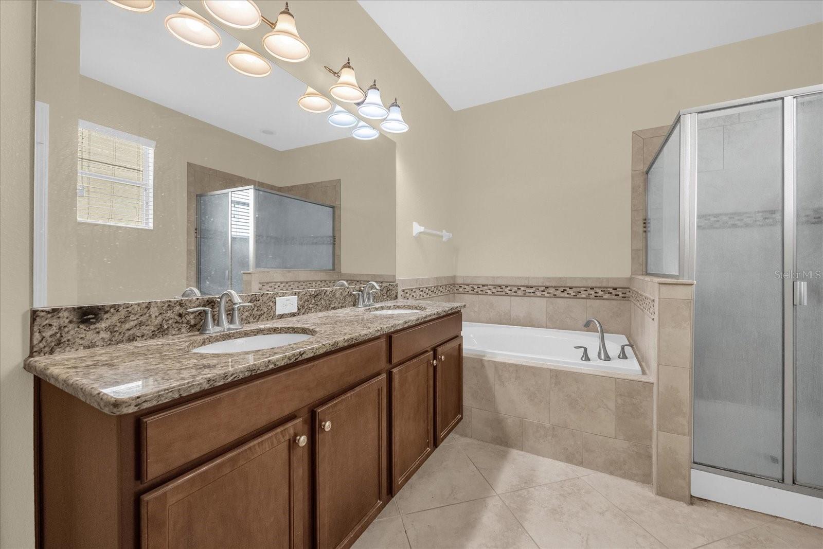 6137 WATERSIDE ISLAND LN, WINTER GARDEN, FL, 34787