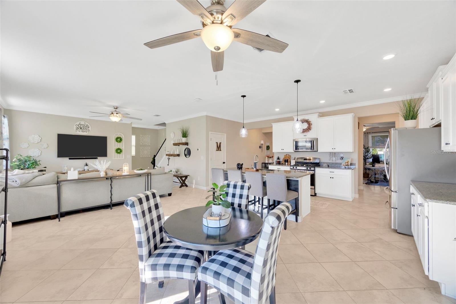 21832 CREST MEADOW DR, LAND O LAKES, FL, 34637