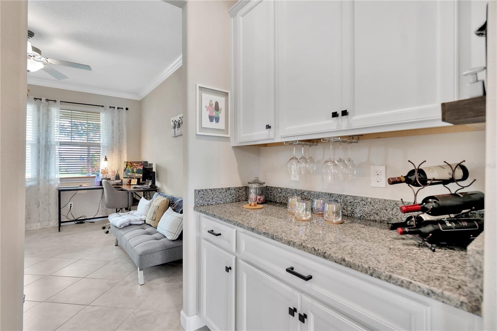 21832 CREST MEADOW DR, LAND O LAKES, FL, 34637