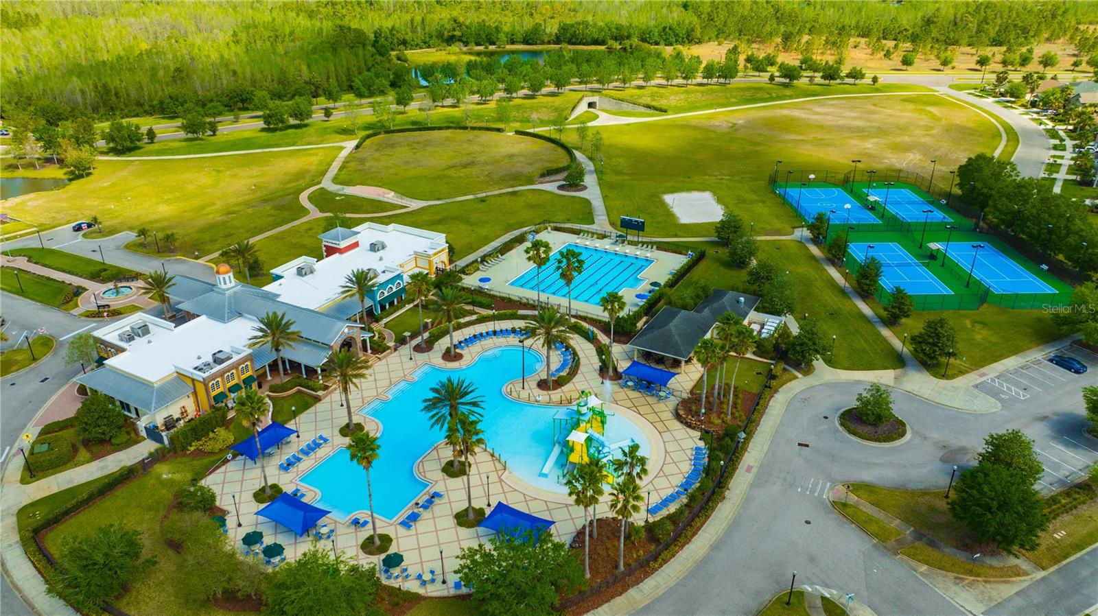 21832 CREST MEADOW DR, LAND O LAKES, FL, 34637