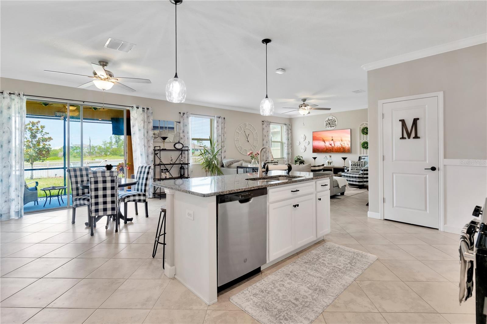 21832 CREST MEADOW DR, LAND O LAKES, FL, 34637