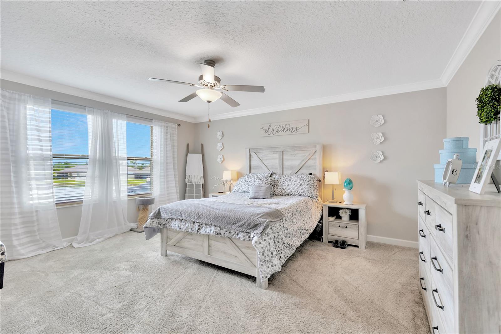 21832 CREST MEADOW DR, LAND O LAKES, FL, 34637