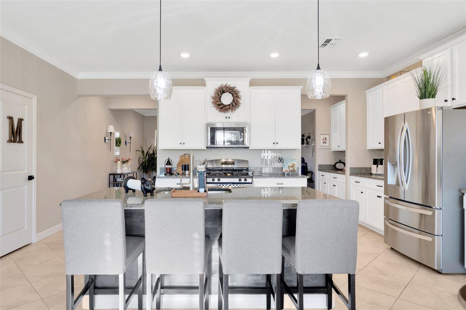 21832 CREST MEADOW DR, LAND O LAKES, FL, 34637