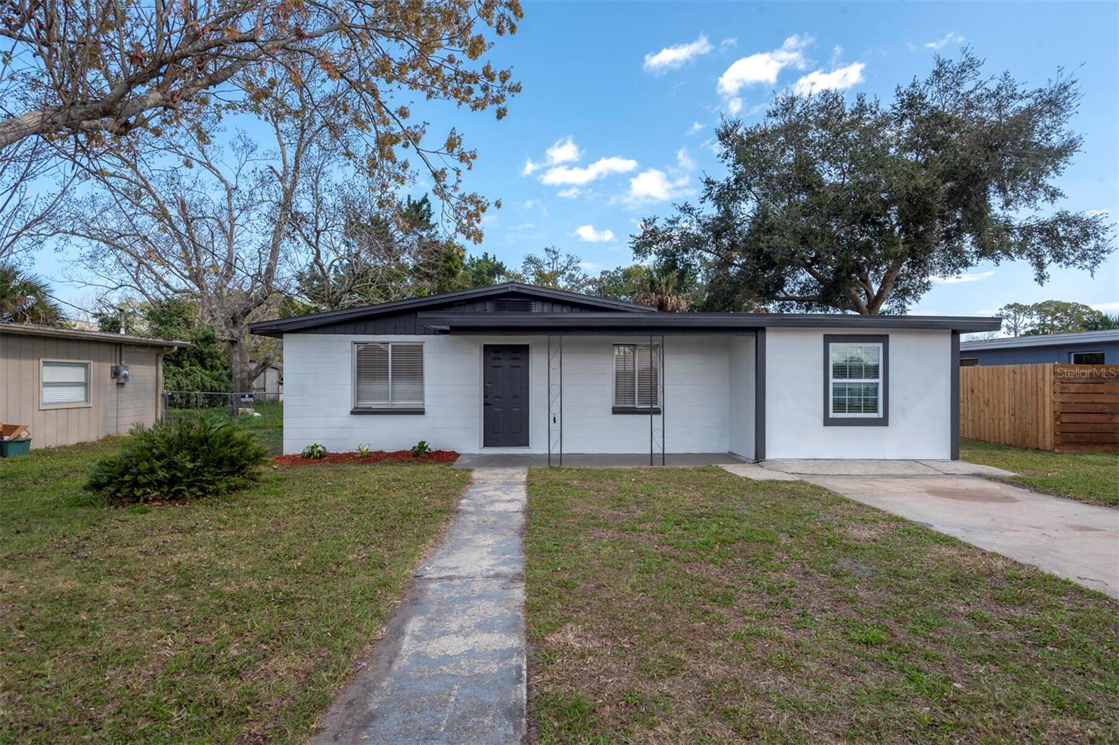 913 LAKE AVE, EDGEWATER, FL, 32132