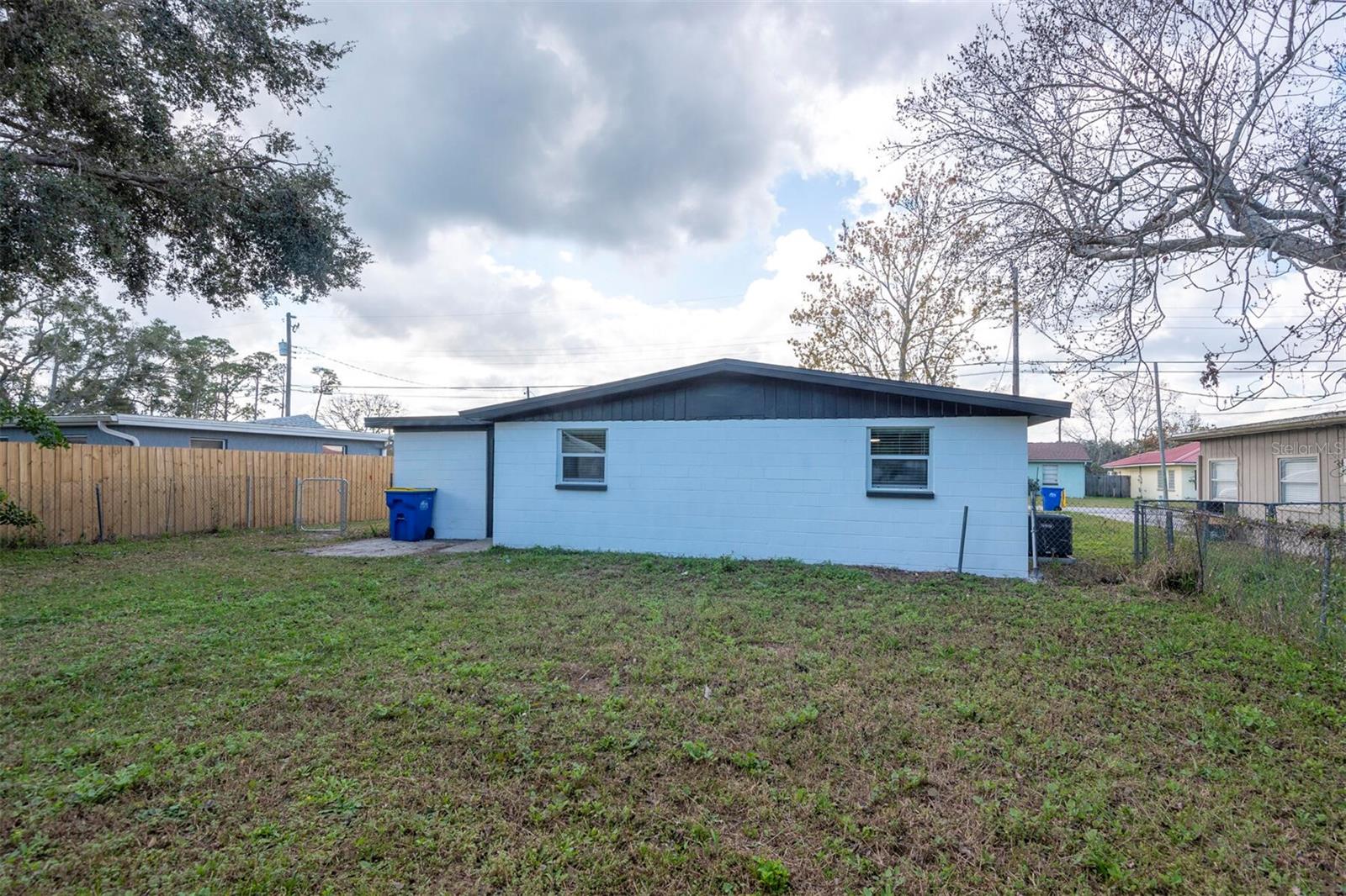 913 LAKE AVE, EDGEWATER, FL, 32132