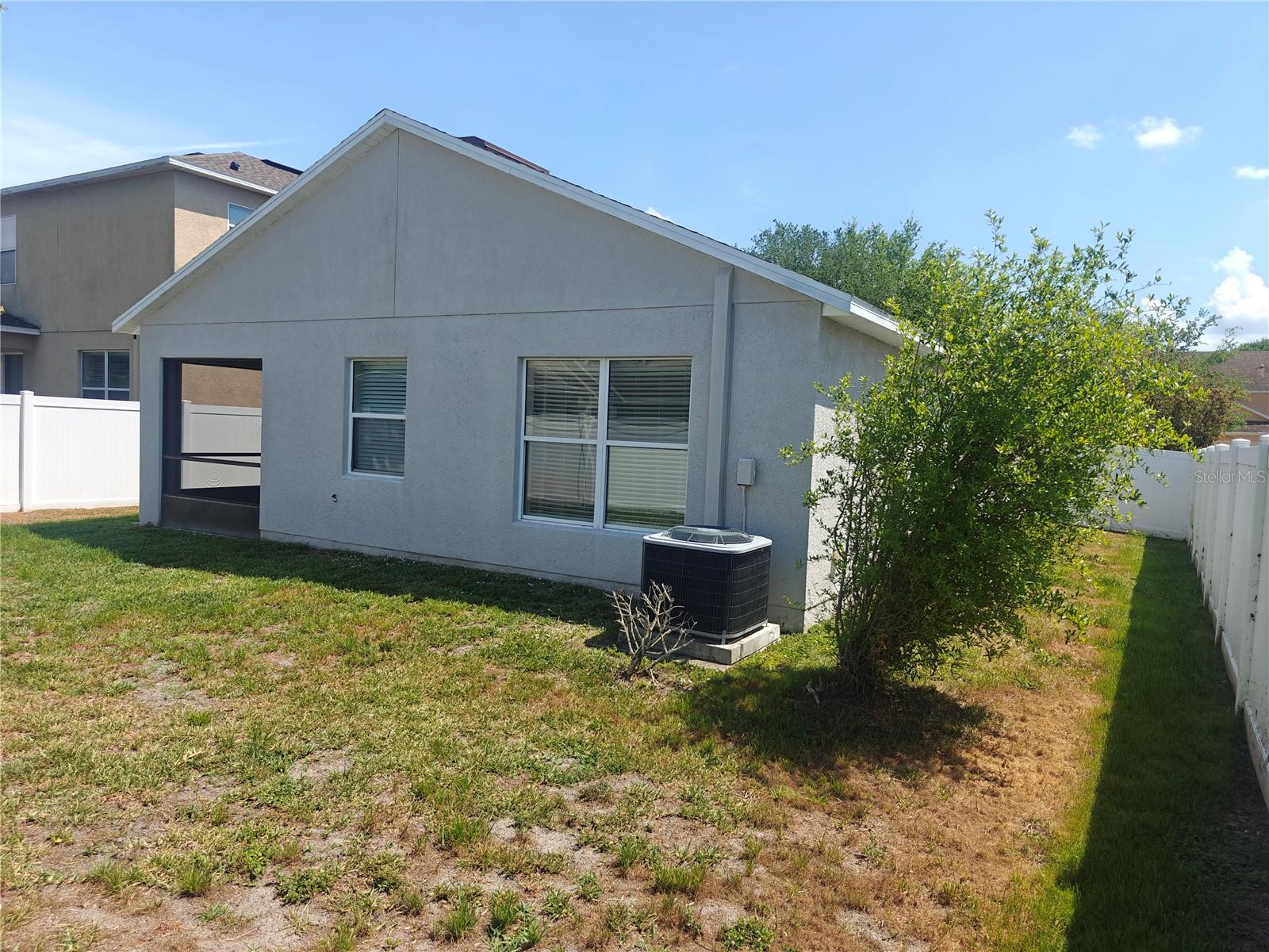 8225 SUMMER WOOD LN, RIVERVIEW, FL, 33578