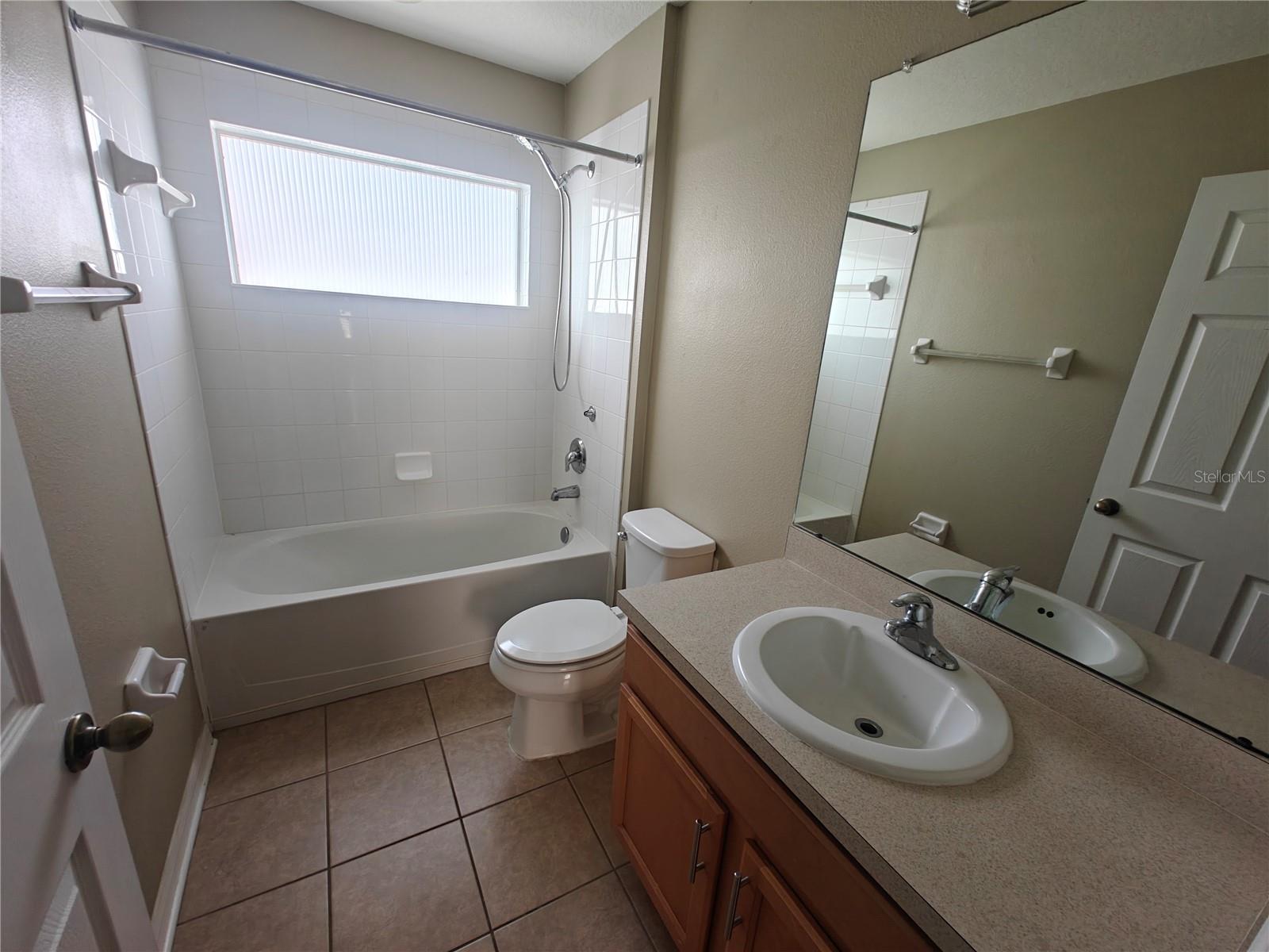 8225 SUMMER WOOD LN, RIVERVIEW, FL, 33578