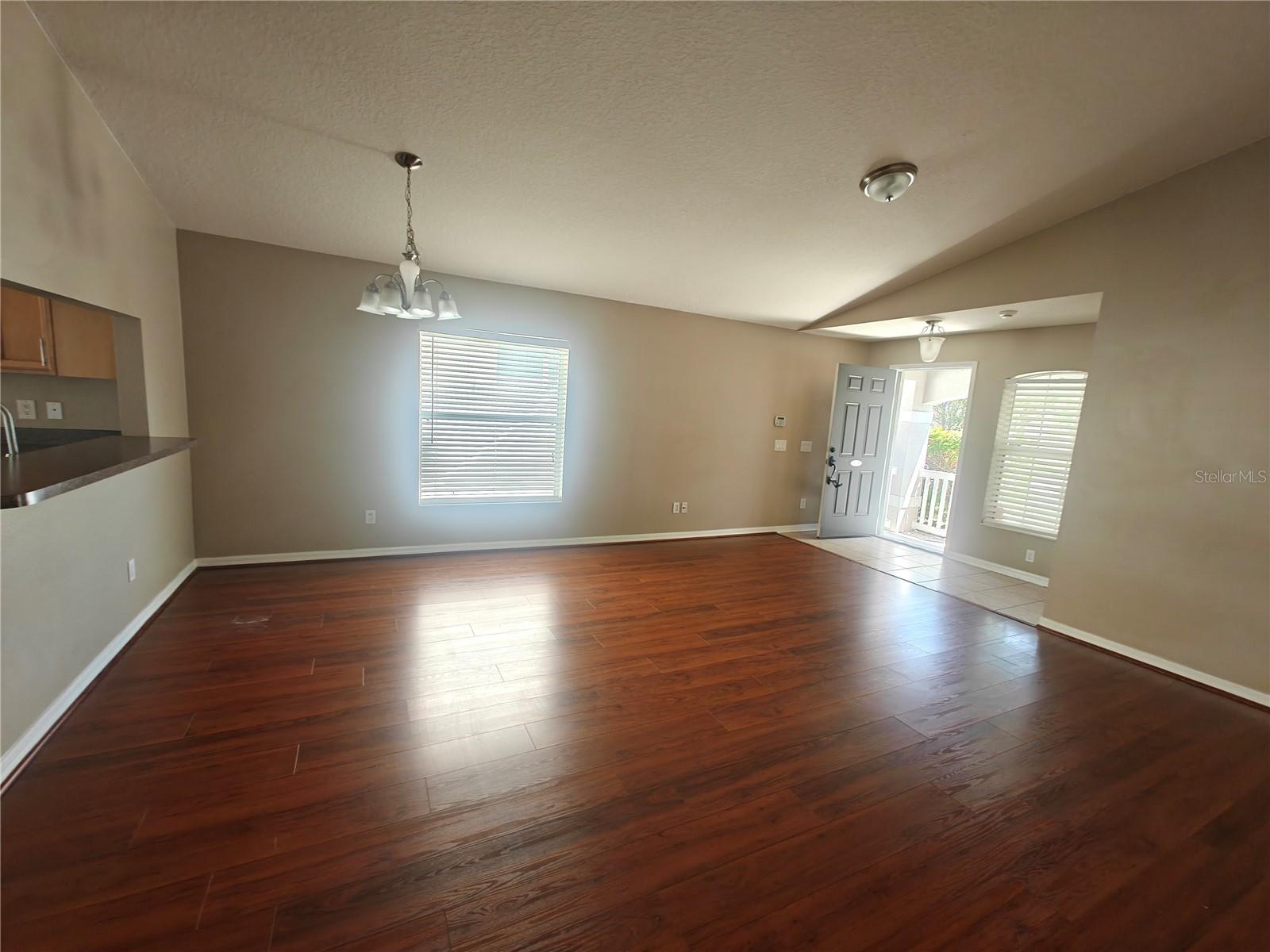 8225 SUMMER WOOD LN, RIVERVIEW, FL, 33578