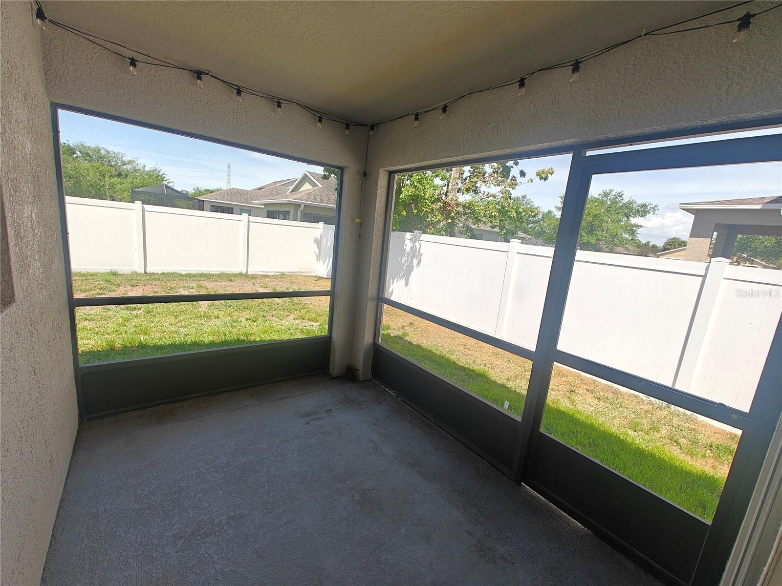 8225 SUMMER WOOD LN, RIVERVIEW, FL, 33578