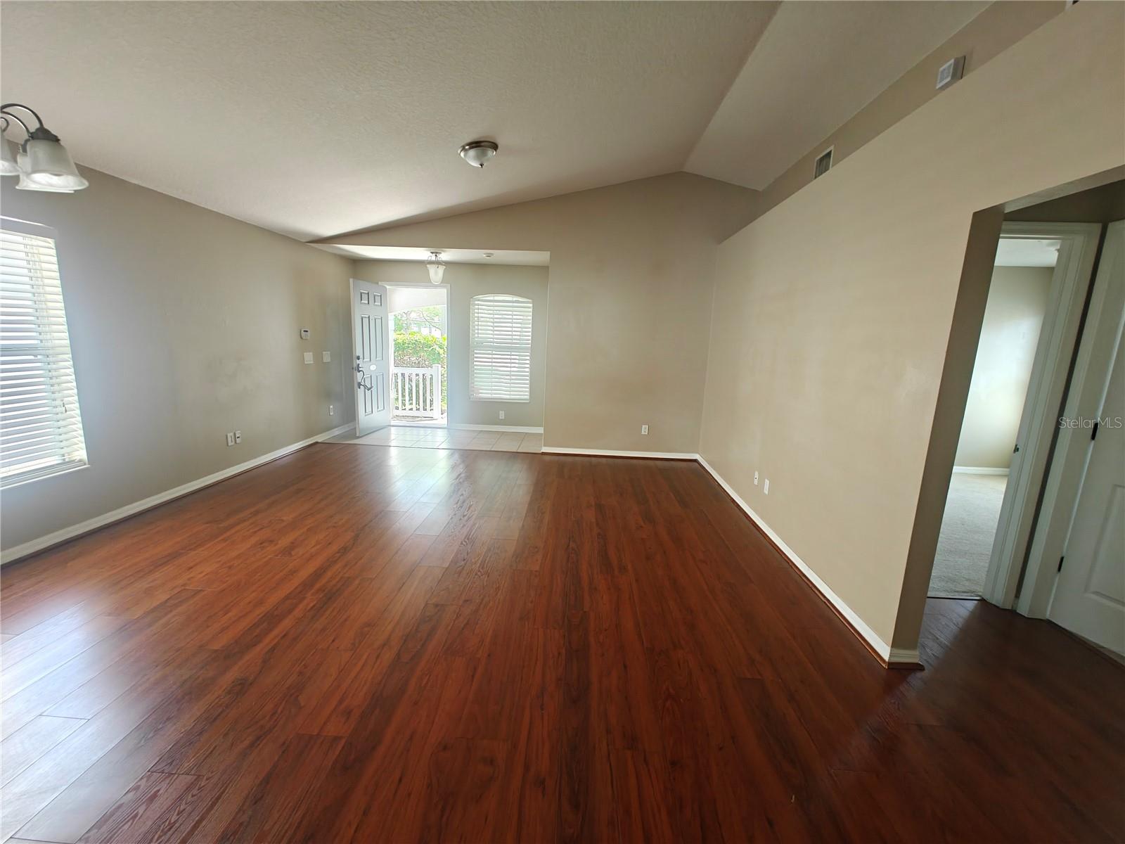 8225 SUMMER WOOD LN, RIVERVIEW, FL, 33578