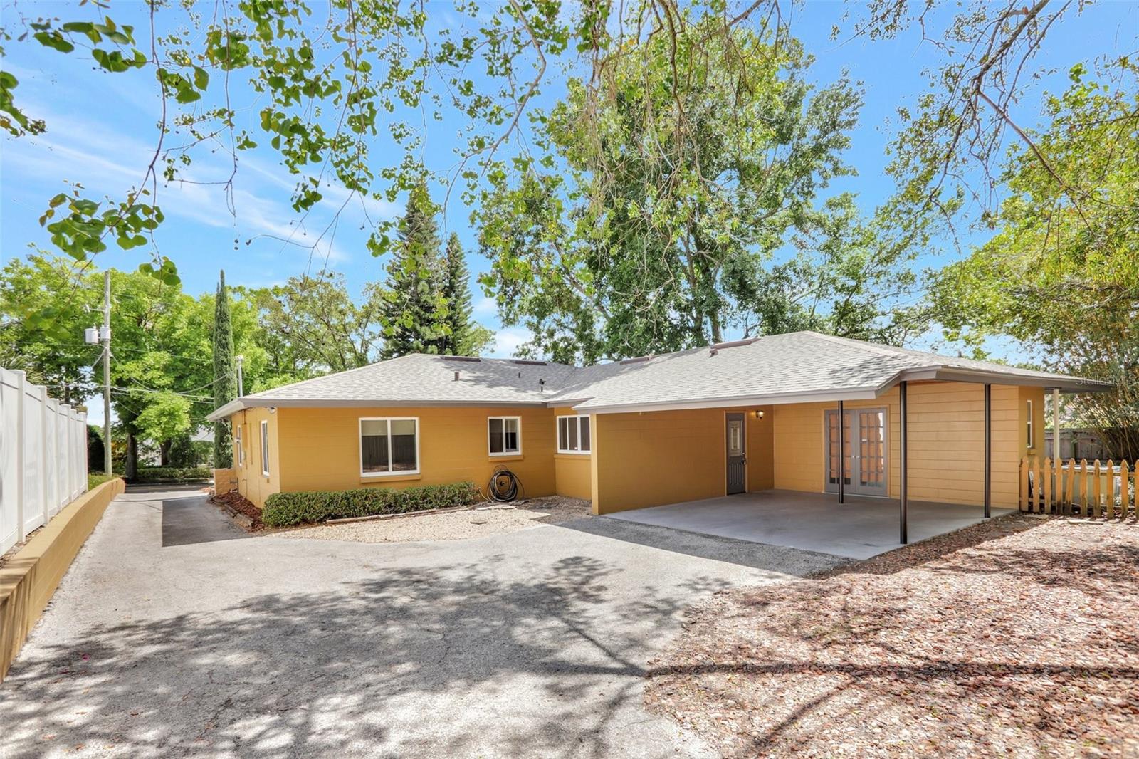1322 S SUMMERLIN AVE, ORLANDO, FL, 32806