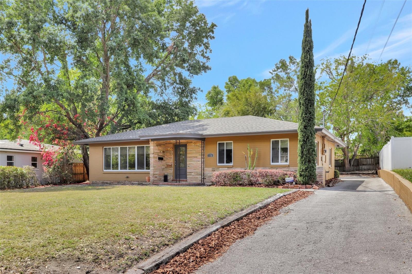 1322 S SUMMERLIN AVE, ORLANDO, FL, 32806