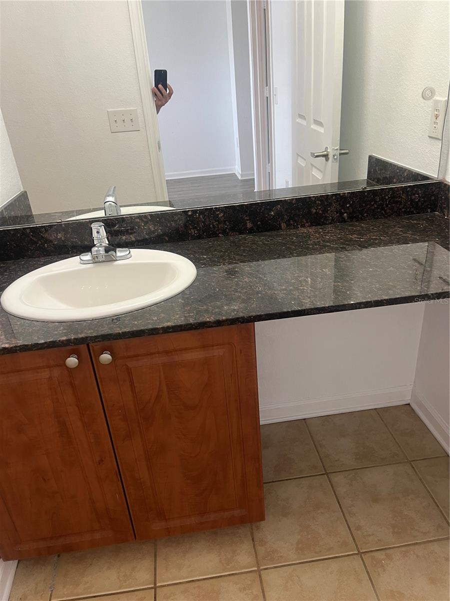 8210 DOWNPATRICK CT, TAMPA, FL, 33610