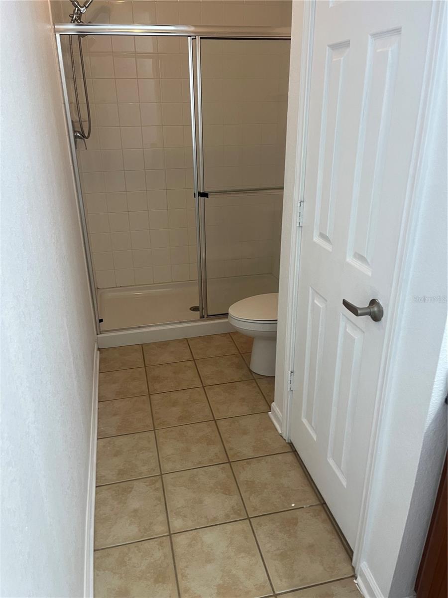 8210 DOWNPATRICK CT, TAMPA, FL, 33610