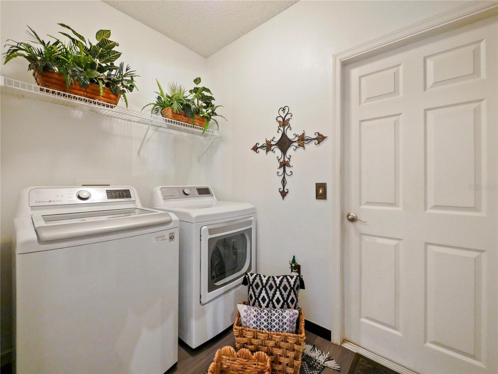 572 NOGALES CT, KISSIMMEE, FL, 34758
