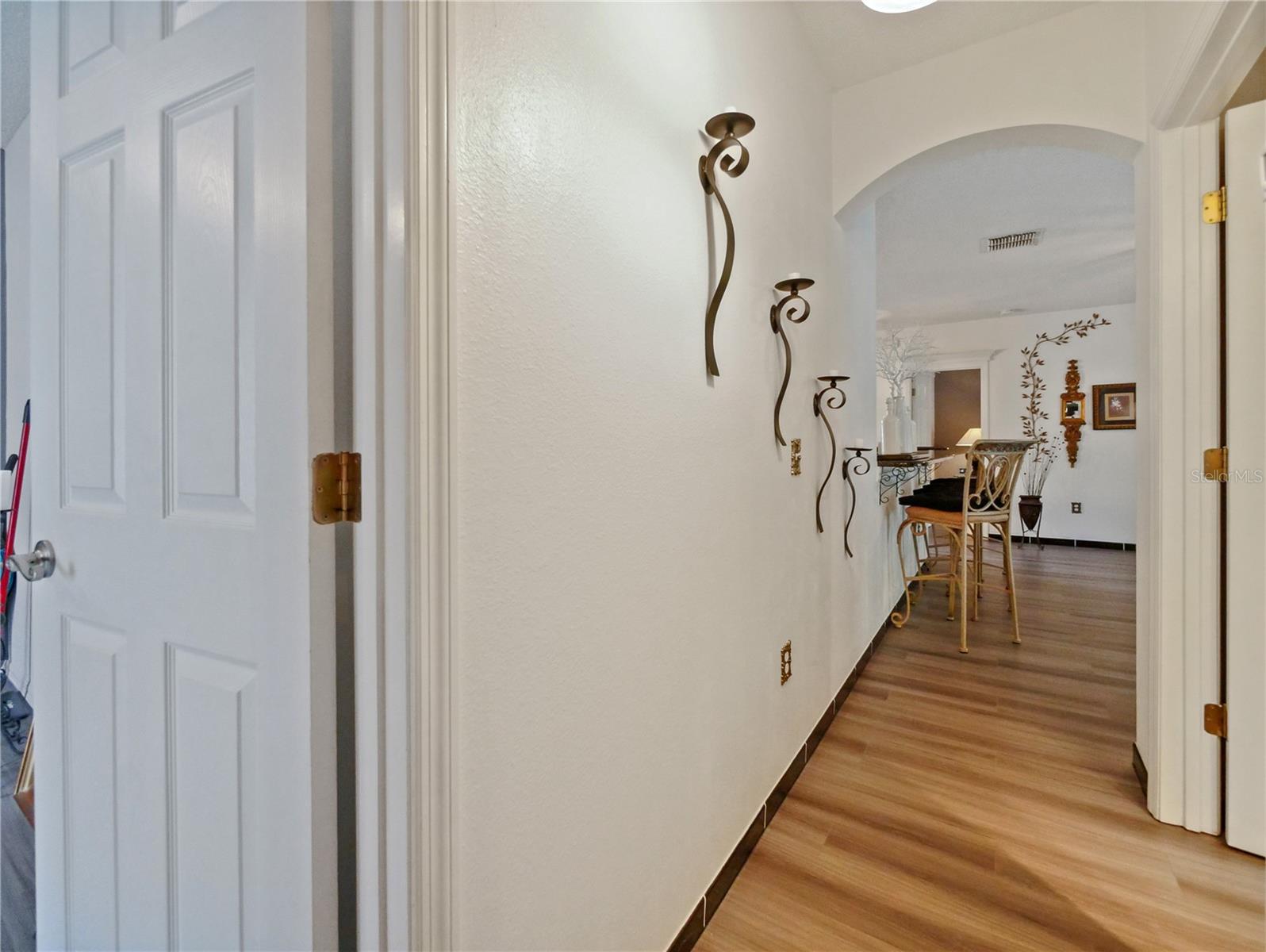 572 NOGALES CT, KISSIMMEE, FL, 34758