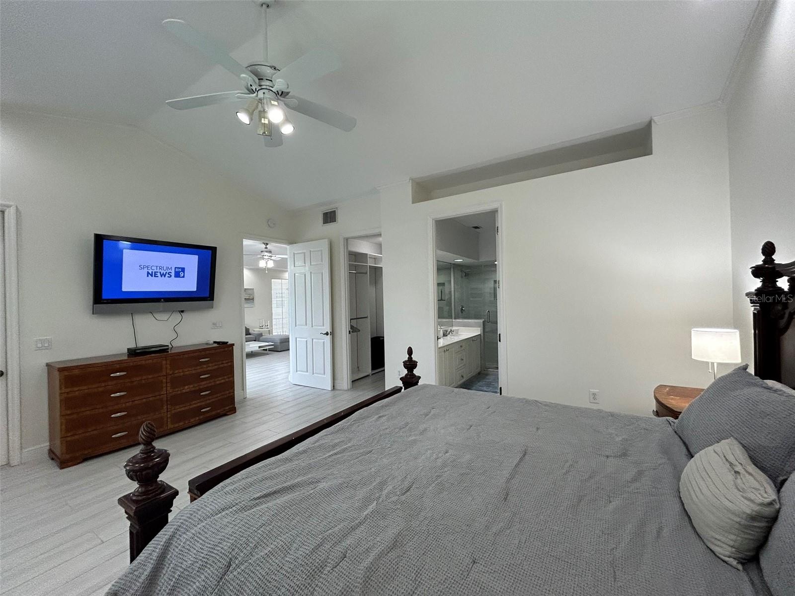 3705 54TH DR W #201, BRADENTON, FL, 34210