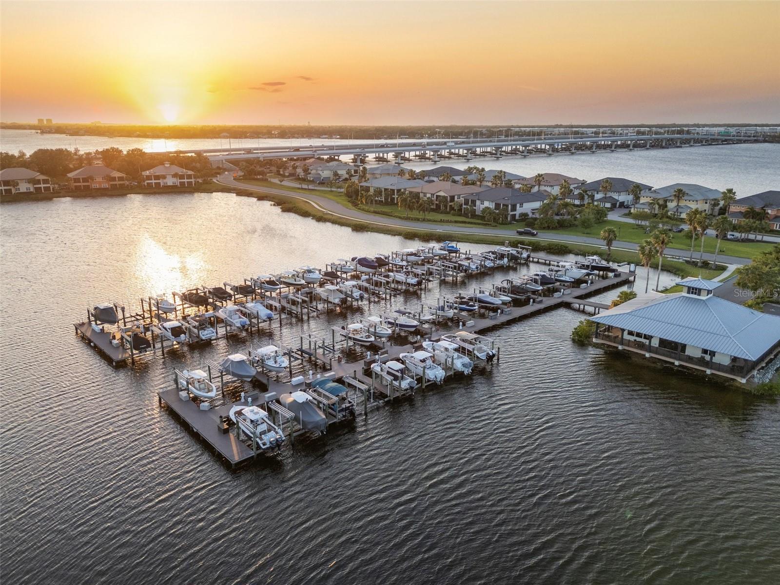 1110 OVERLOOK CT, BRADENTON, FL, 34208