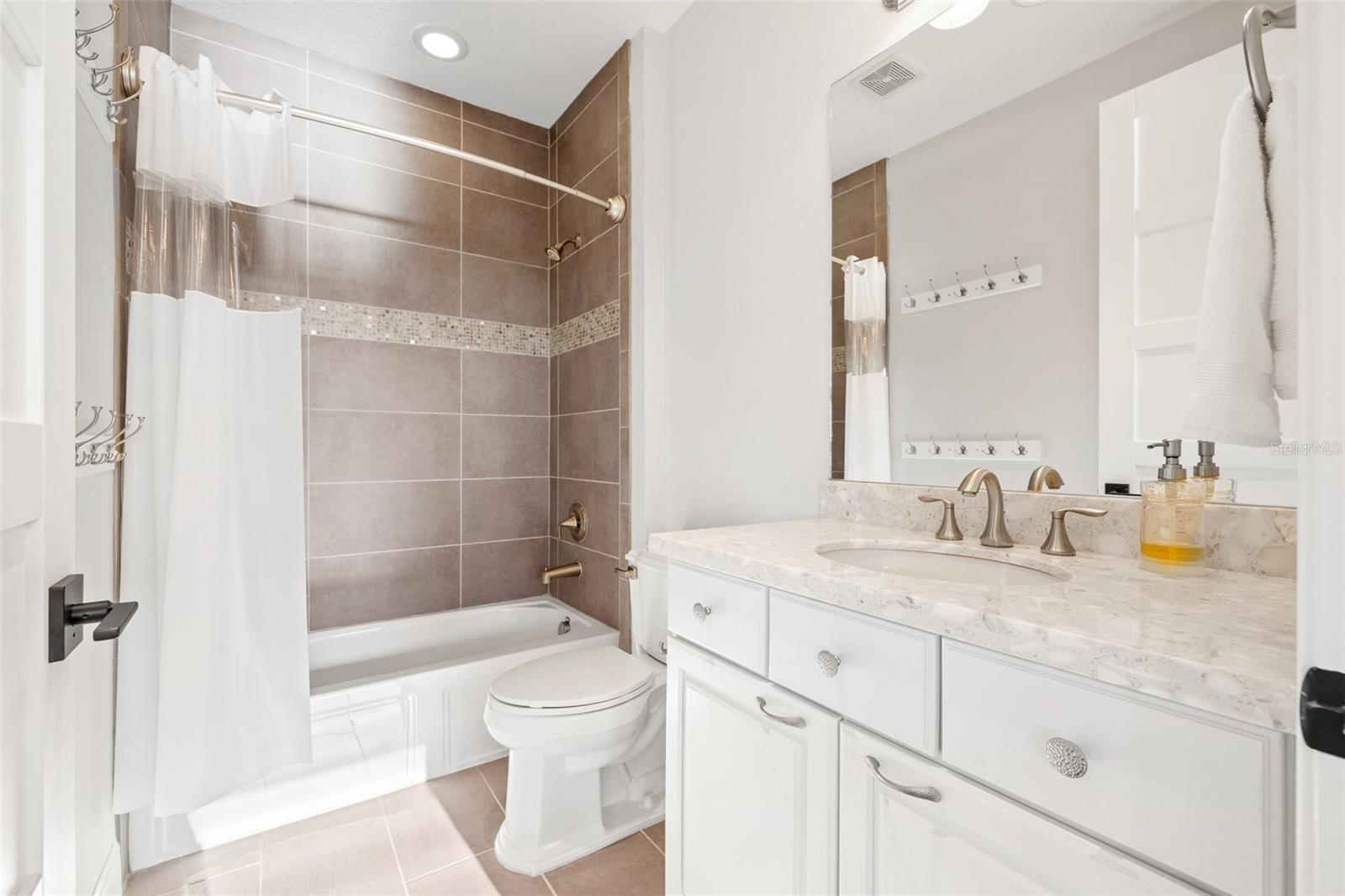 1110 OVERLOOK CT, BRADENTON, FL, 34208