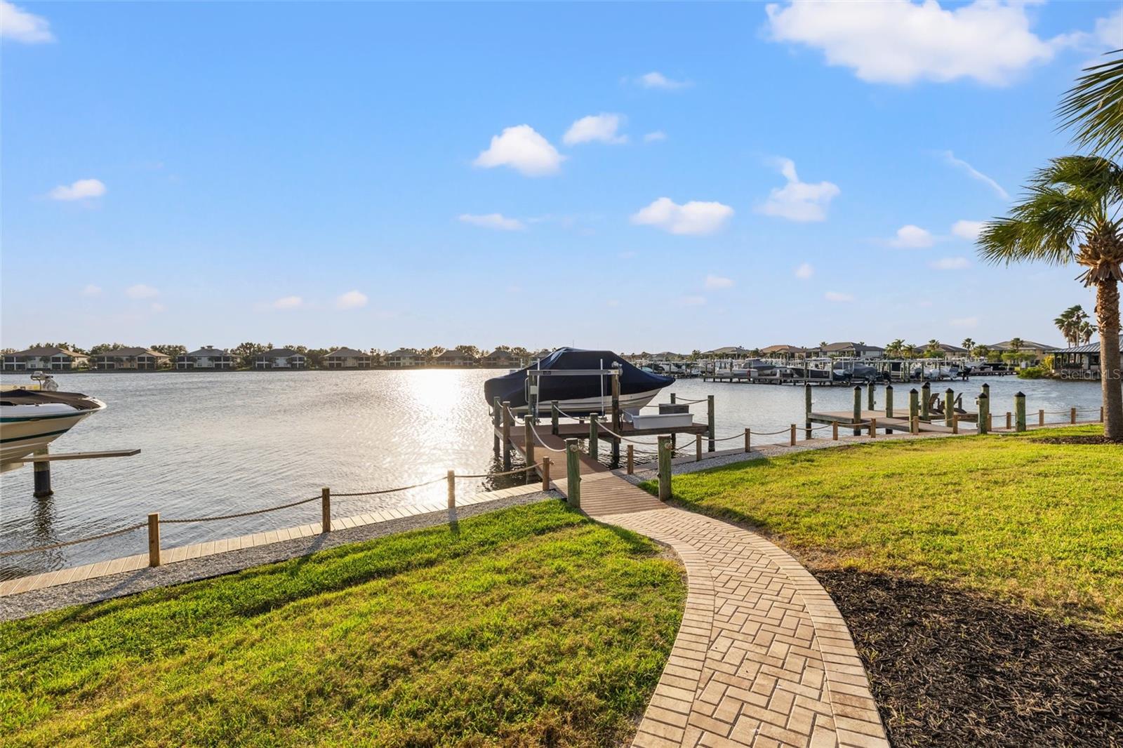 1110 OVERLOOK CT, BRADENTON, FL, 34208