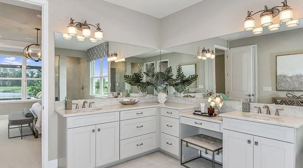1785 TRAILHEAD LN, ZEPHYRHILLS, FL, 33541