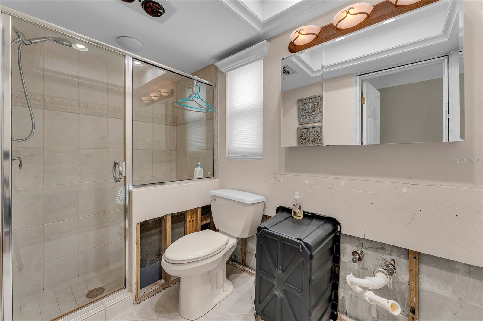 7000 GREENBRIER DR, SEMINOLE, FL, 33777