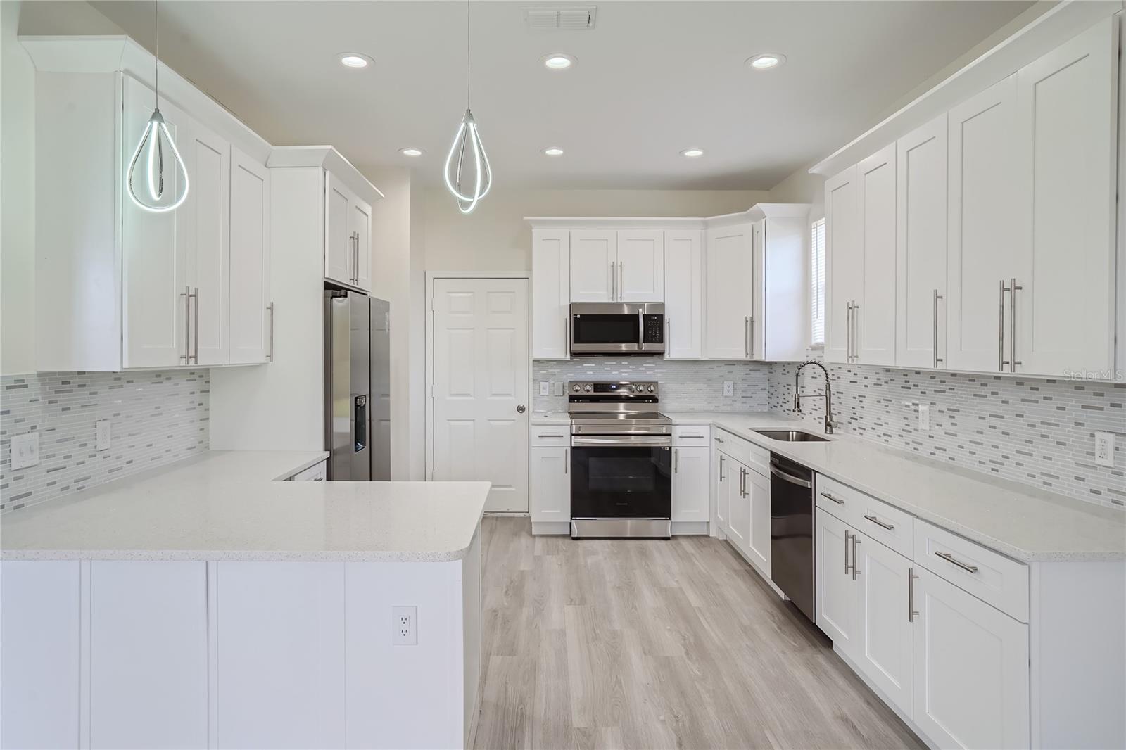 5424 HAMMOCK VIEW LN, APOLLO BEACH, FL, 33572
