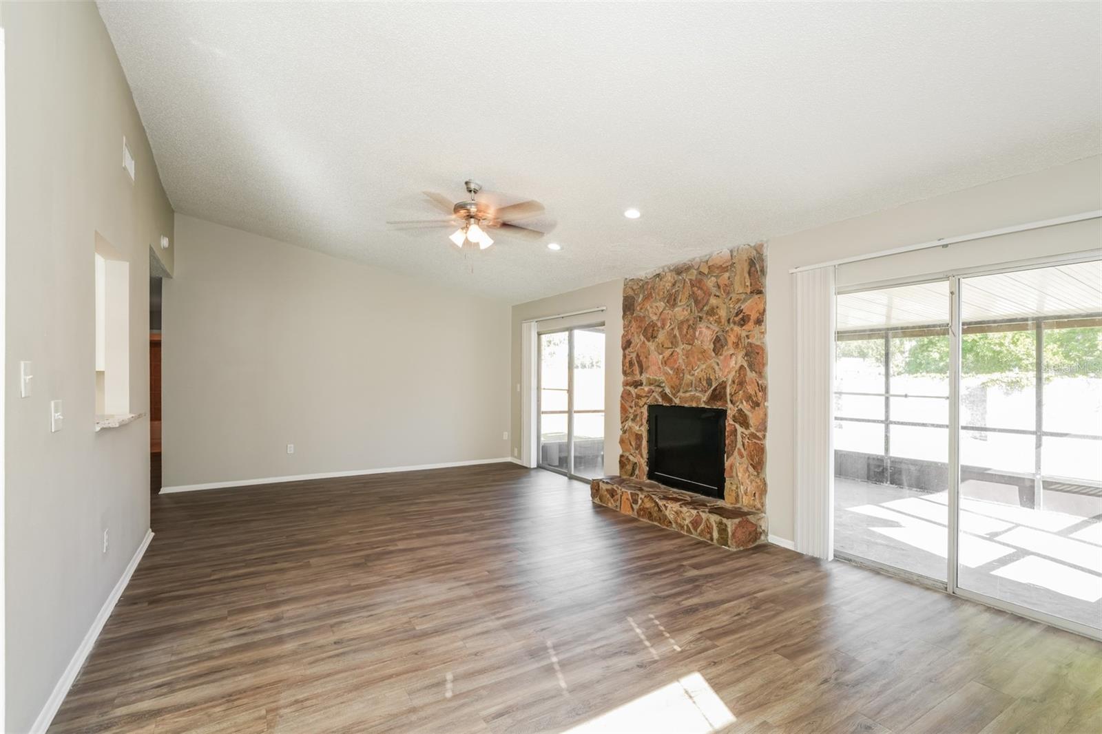 1424 FOXBORO DR, BRANDON, FL, 33511