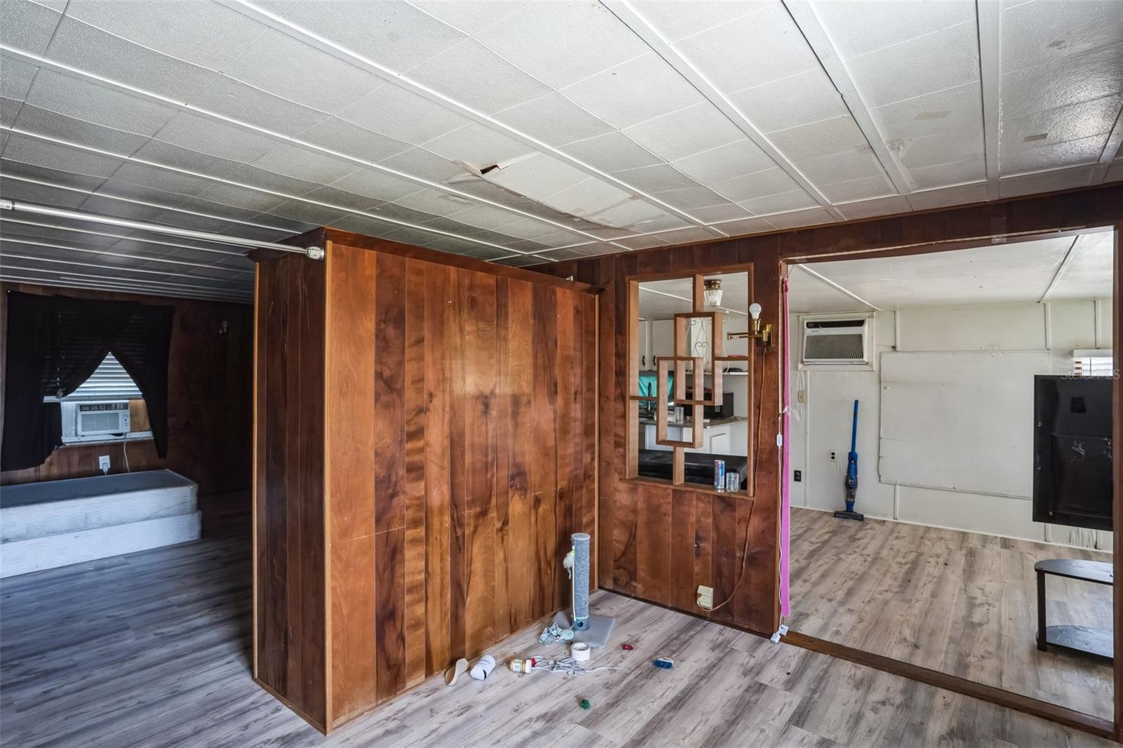 1843 HOYLE DR, HOLIDAY, FL, 34691
