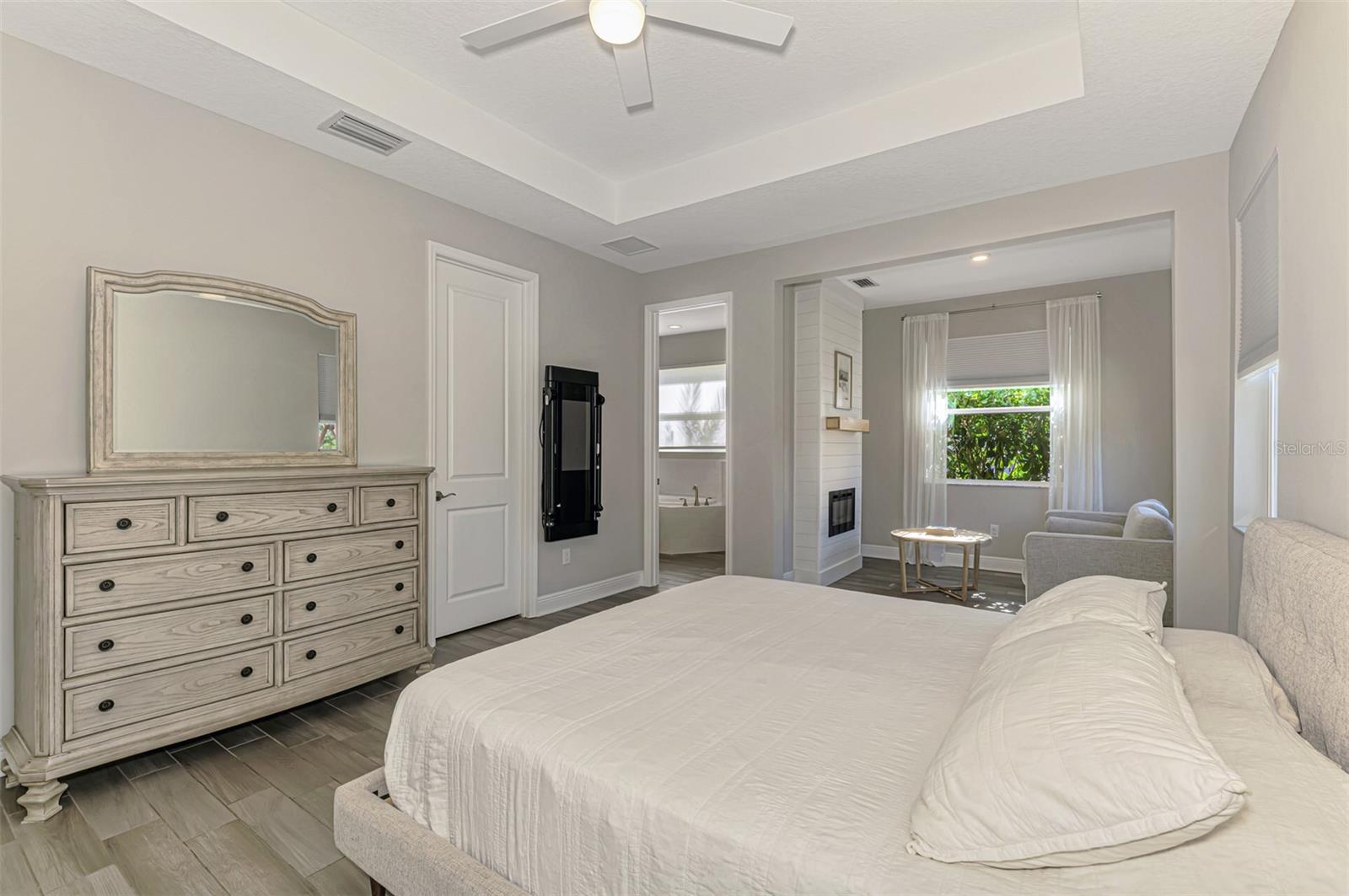 4889 ANTRIM DR, SARASOTA, FL, 34240