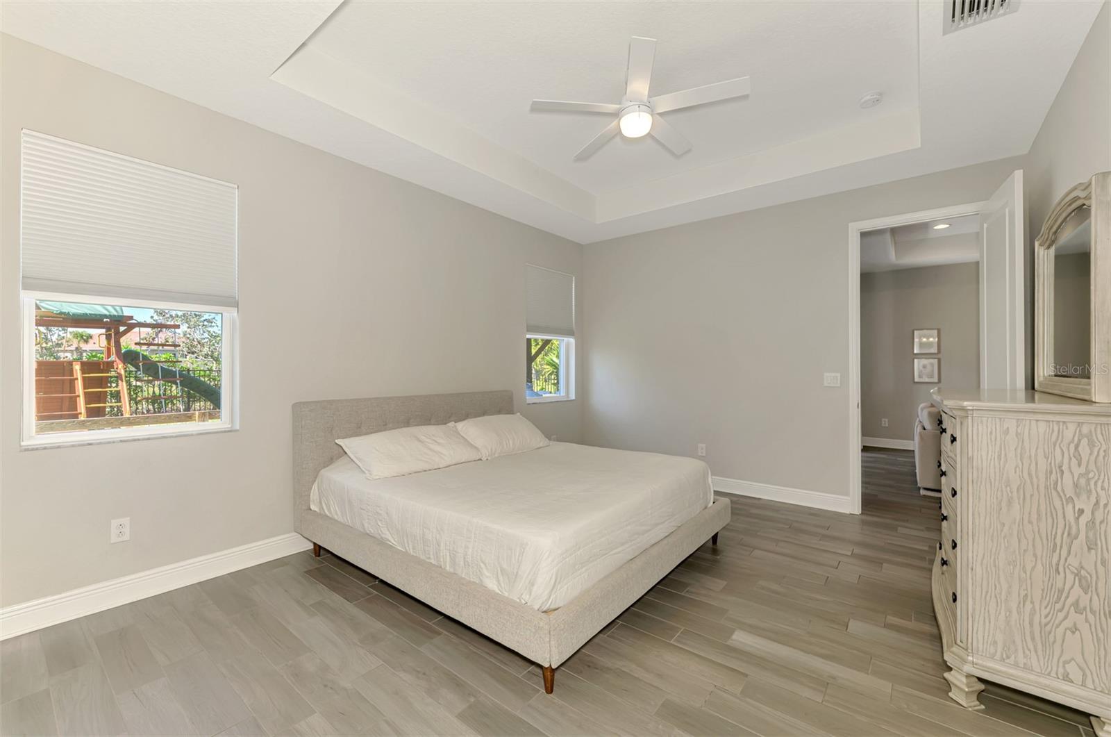 4889 ANTRIM DR, SARASOTA, FL, 34240