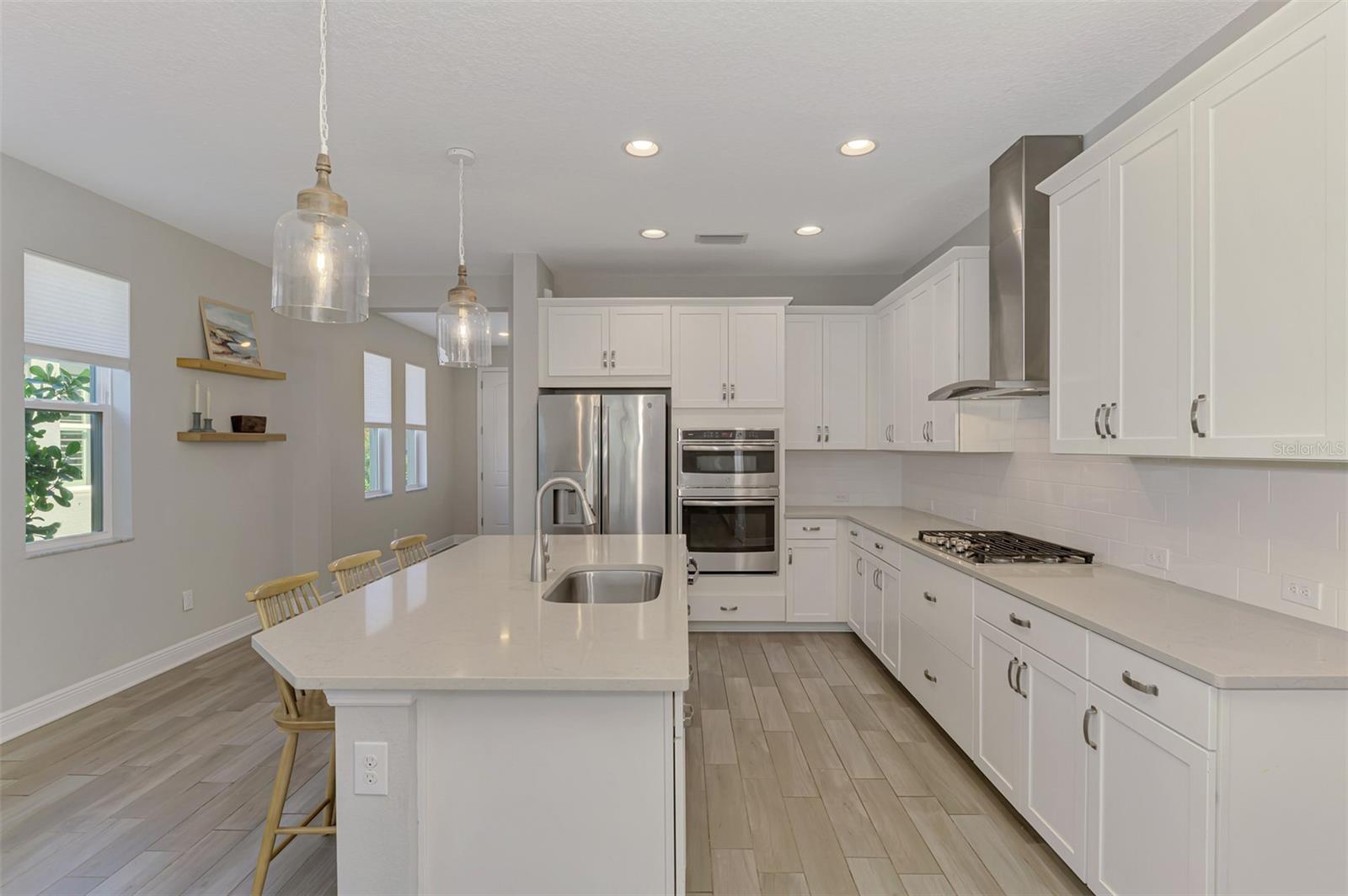 4889 ANTRIM DR, SARASOTA, FL, 34240