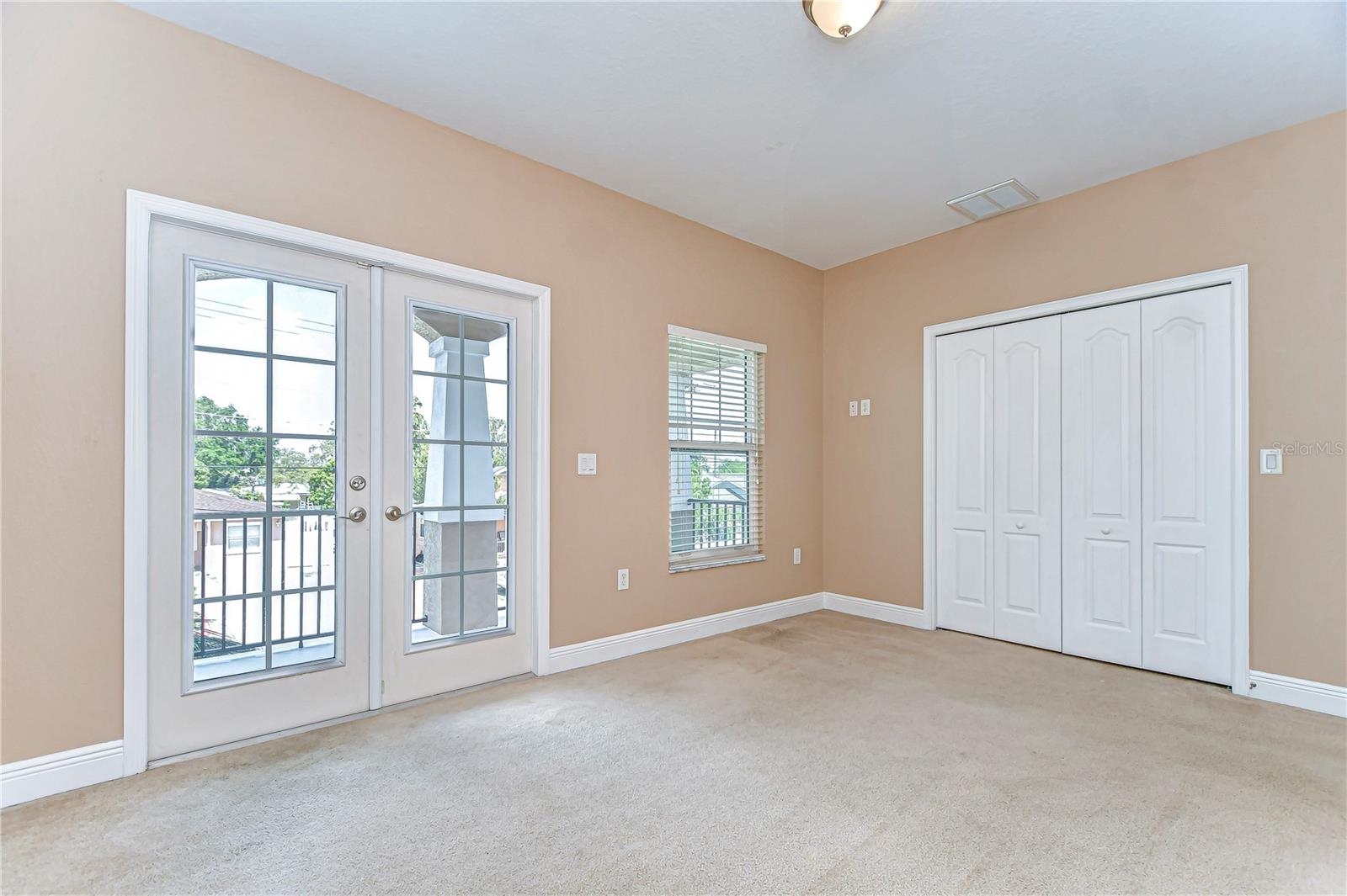 2506 W IVY ST, TAMPA, FL, 33607