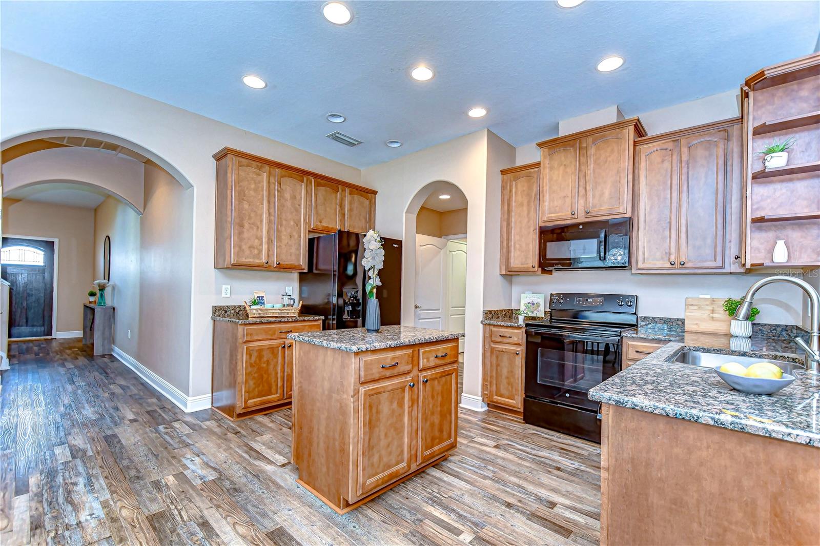 2506 W IVY ST, TAMPA, FL, 33607