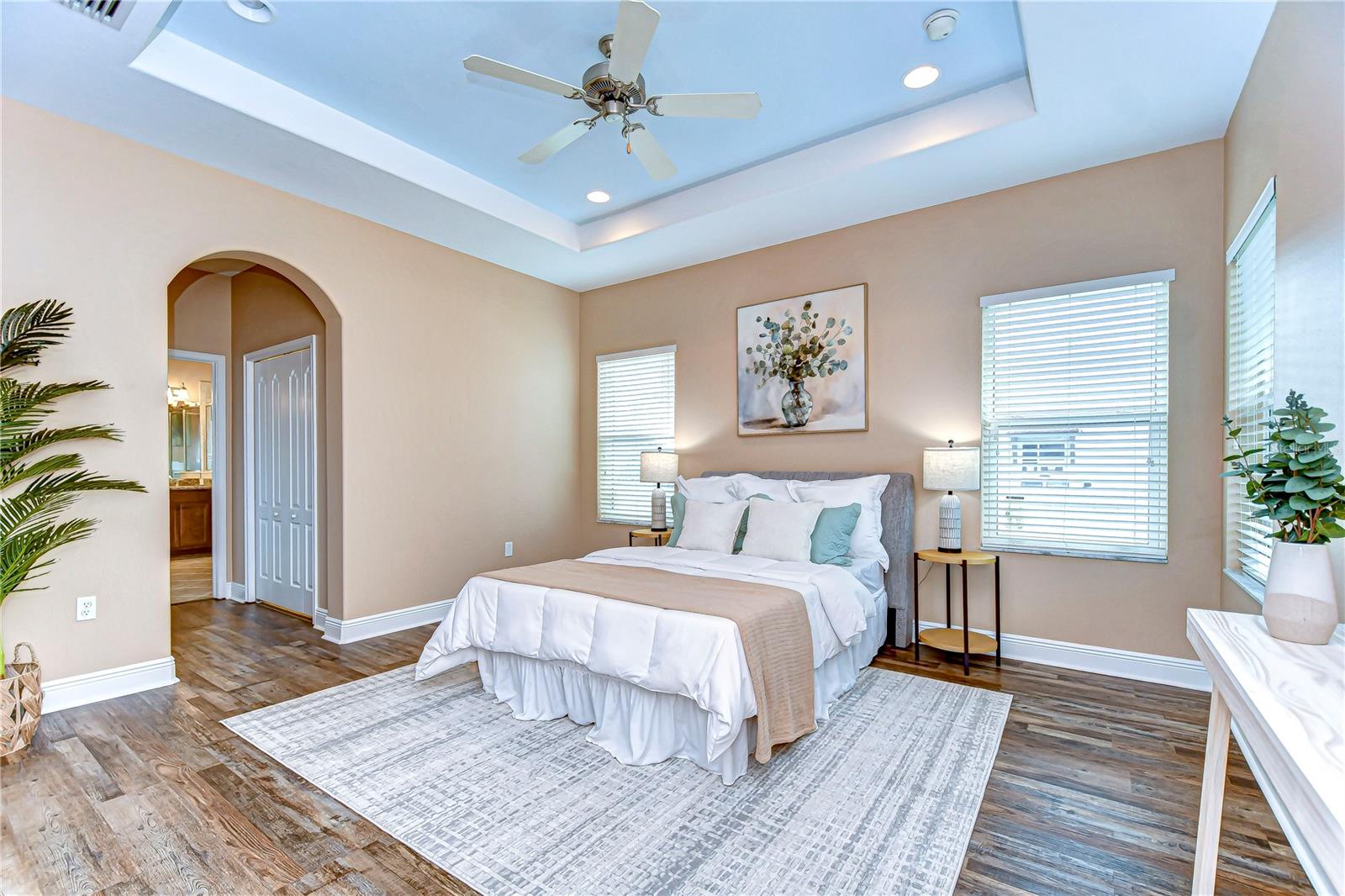 2506 W IVY ST, TAMPA, FL, 33607