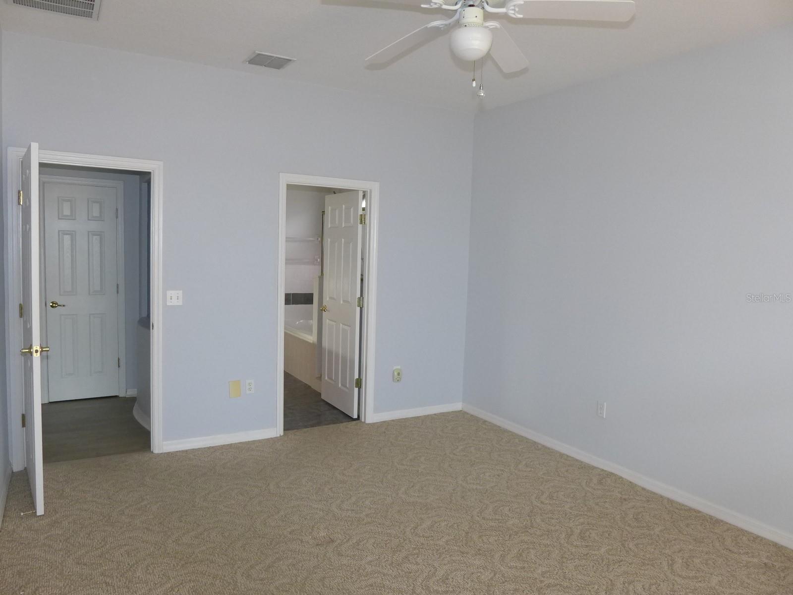 9852 SPRING LAKE DR, CLERMONT, FL, 34711