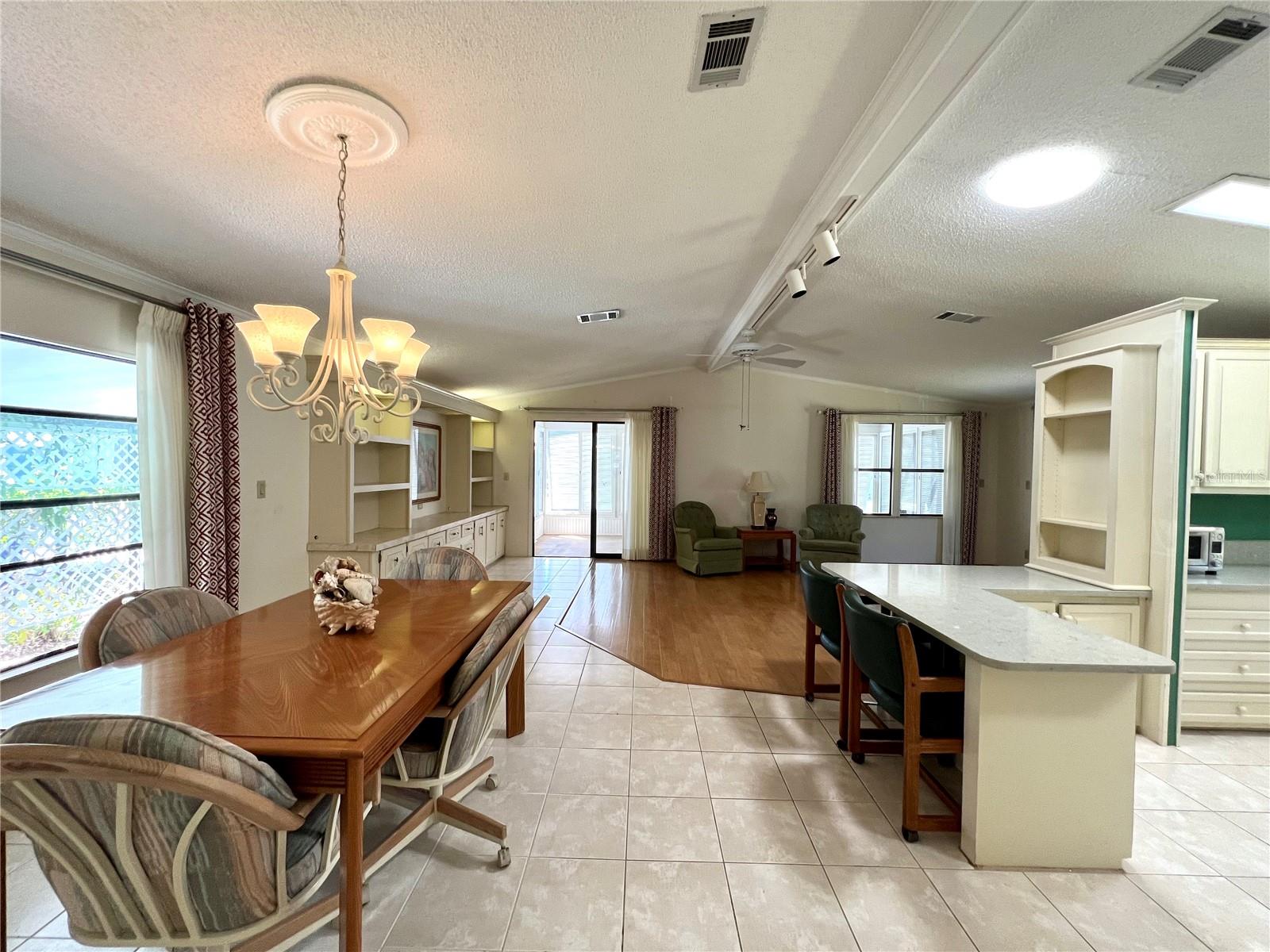 861 SEABROOKE DR, ENGLEWOOD, FL, 34223