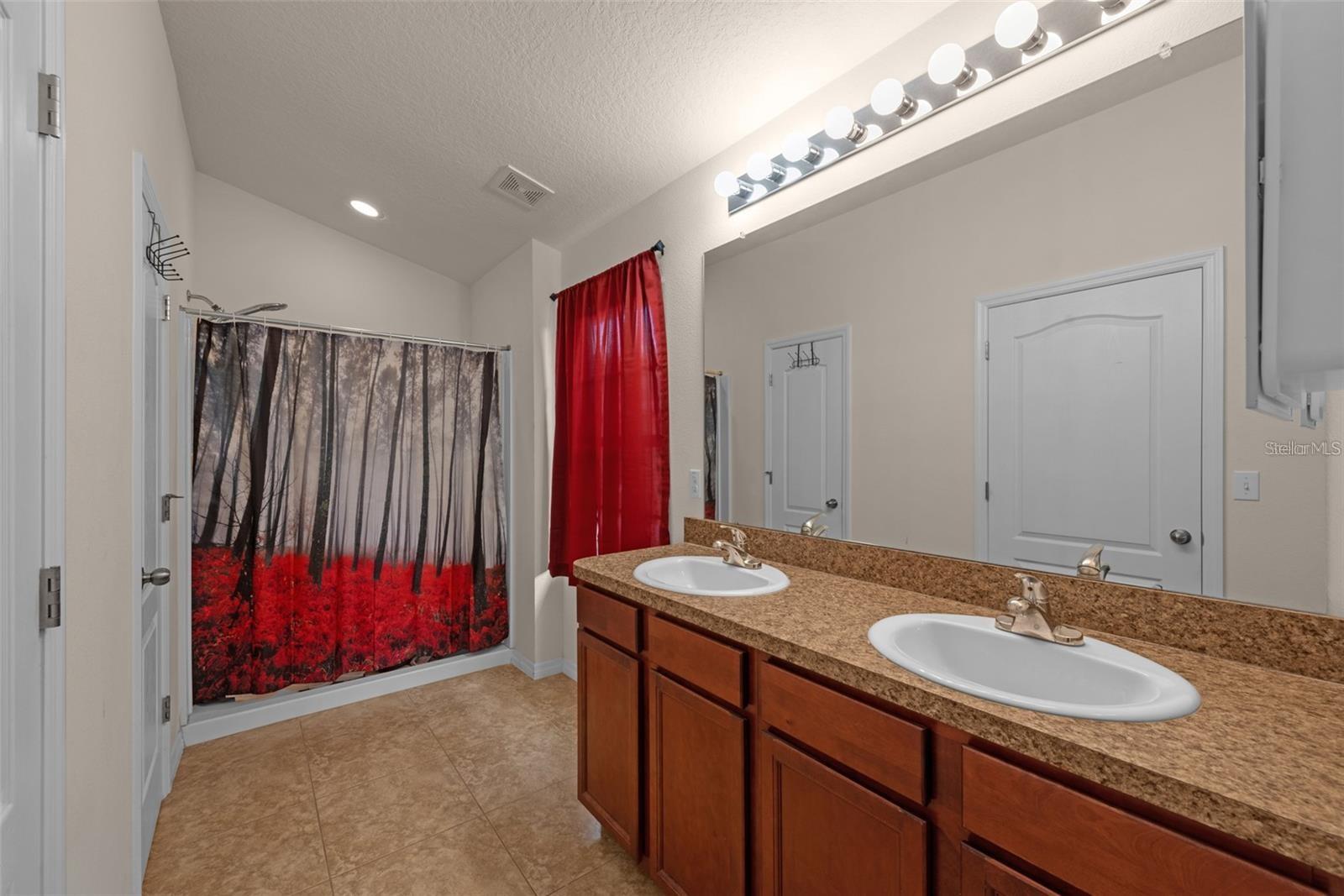 5714 KINGLETSOUND PL, LITHIA, FL, 33547